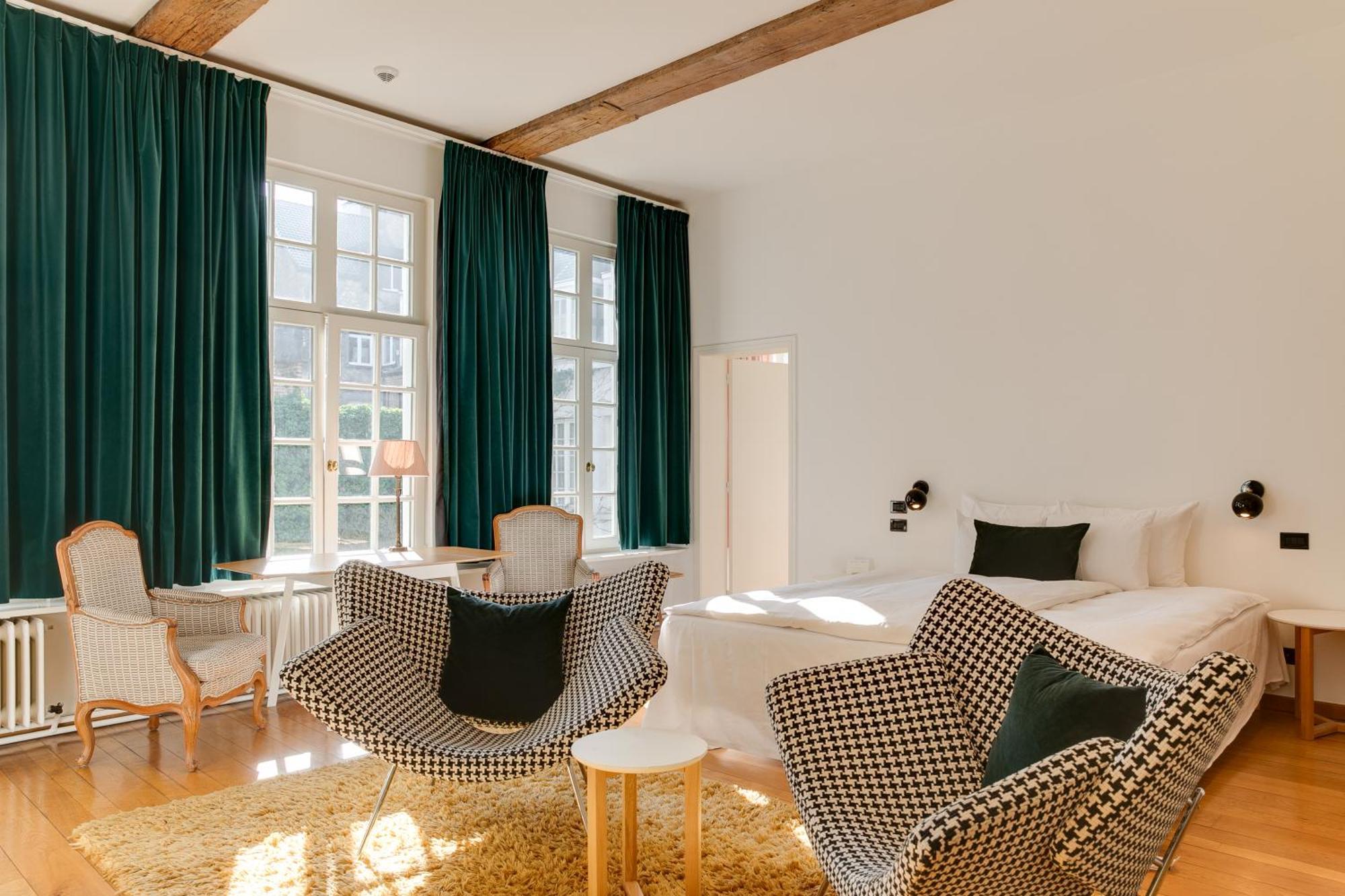 Small Luxury Hotel De Witte Lelie 안트베르펜 외부 사진
